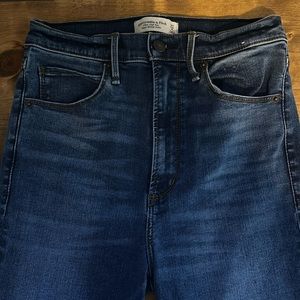Abercrombie and Fitch ultra high rise super skinny ankle